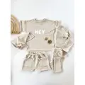 KOMPLET T-SHIRT ,,HEY’’NATURAL + SZORTY Z KIESZONKAMI NATURAL